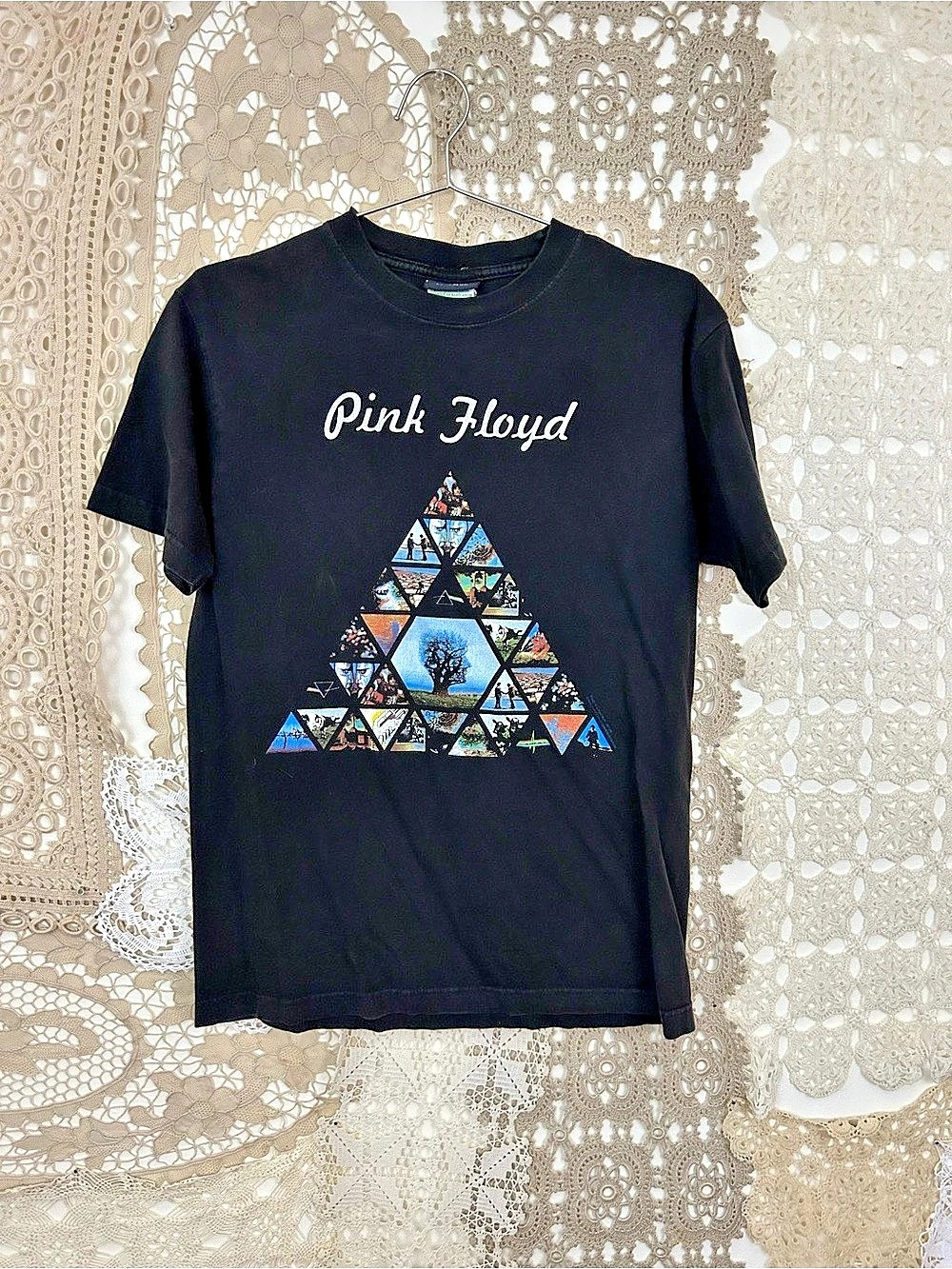 Vintage 2007 Pink Floyd Dark Side of the Moon Graphic Band Tee Black Medium